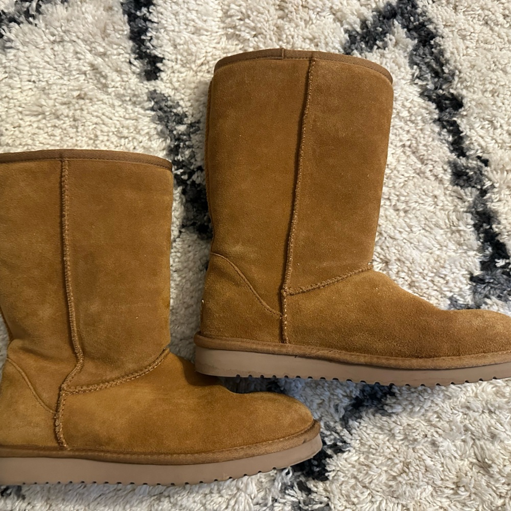 Koolaburra by Ugg Tan Suede Boots